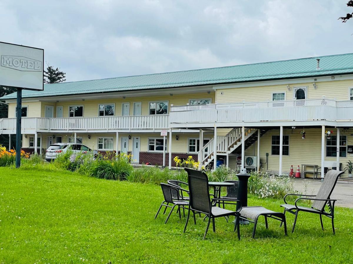 Scenic Motel Moncton Extérieur photo